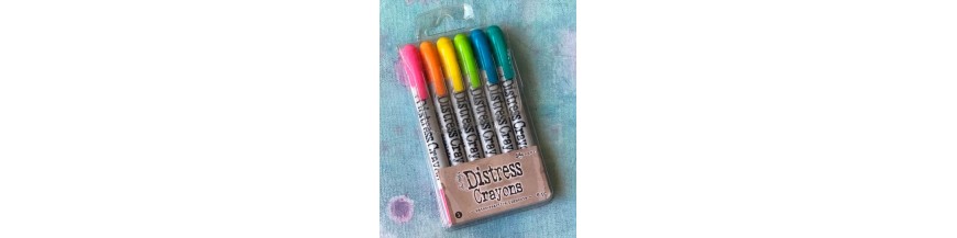 Distress® Crayons